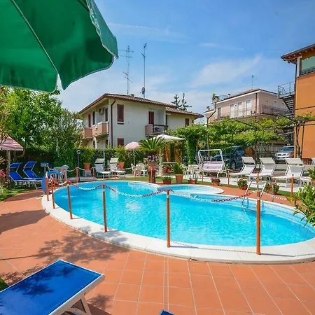Benaco Hotell 3*