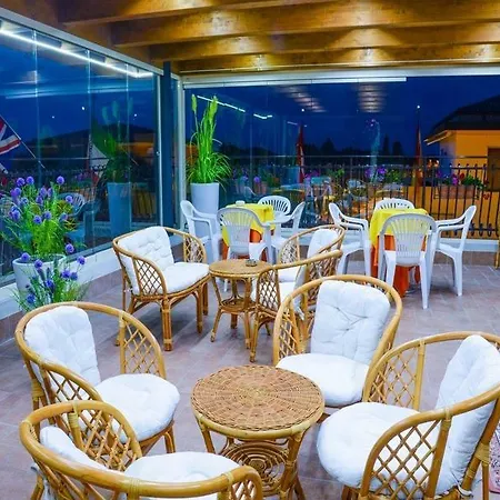 贝纳科酒店 酒店 西尔米奥奈