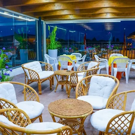 贝纳科酒店
