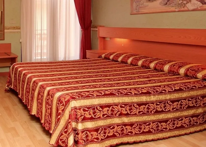 Hotel Benaco 3*