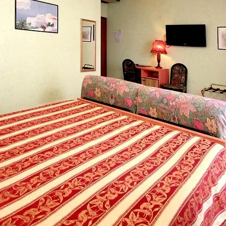 Benaco Hotel 3*