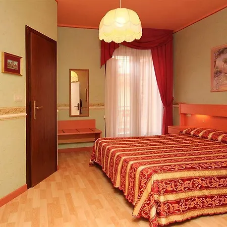 Hotel Benaco