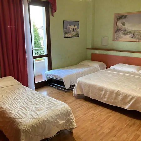 Benaco Hotel 3*