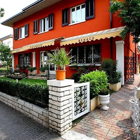 Hotel Benaco 3*