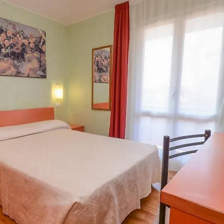 Benaco Hotel 3*
