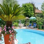 Benaco فندق سيرمِيوني