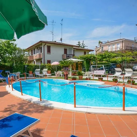 Benaco 3* سيرمِيوني